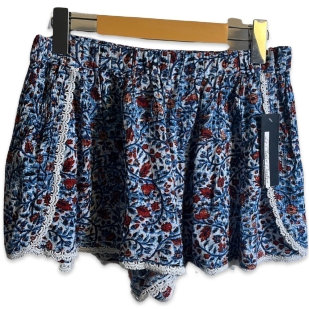 NWT MEDIUM Bohemian Sleep Short Size Medium Crochet New With Tags Summer Lounge
